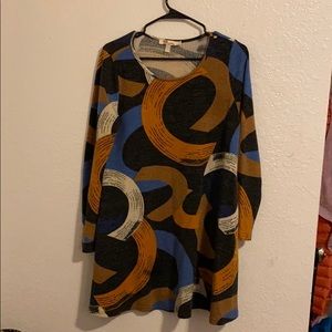 Cool abstract dress w/pockets